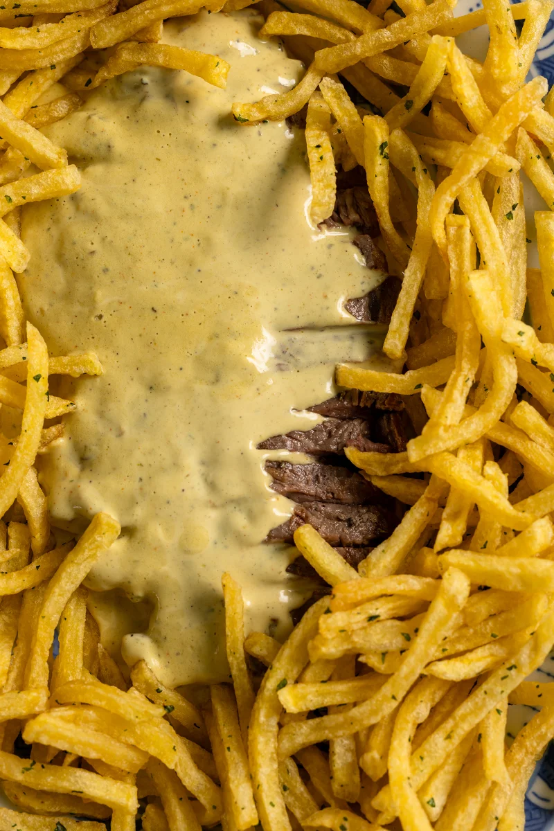 steak-frites-galeria-xxl-by-olivier-lisboa-terrasse-esplanada-05.webp