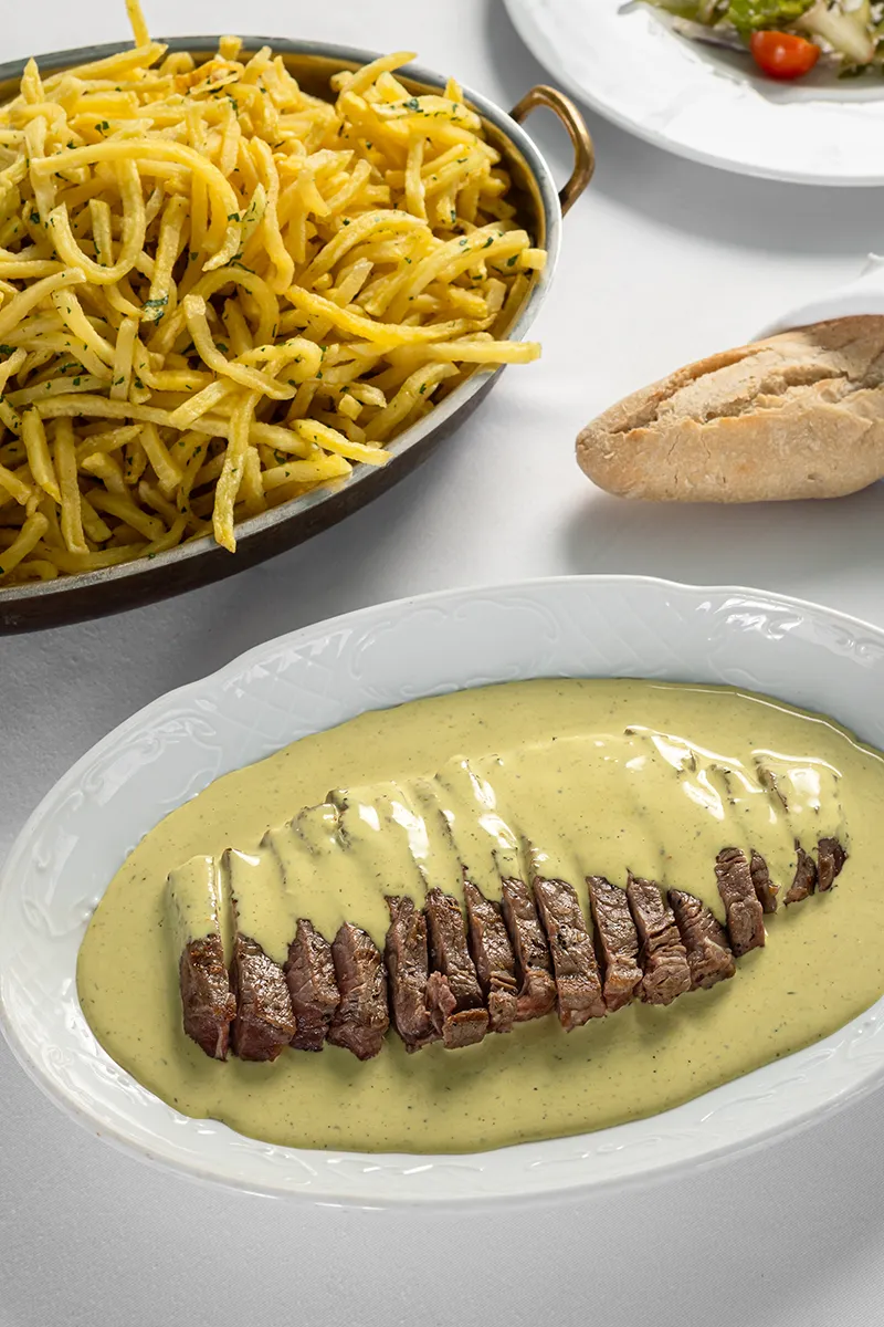 xxl-terrasse-steak-frites-porto-03.webp